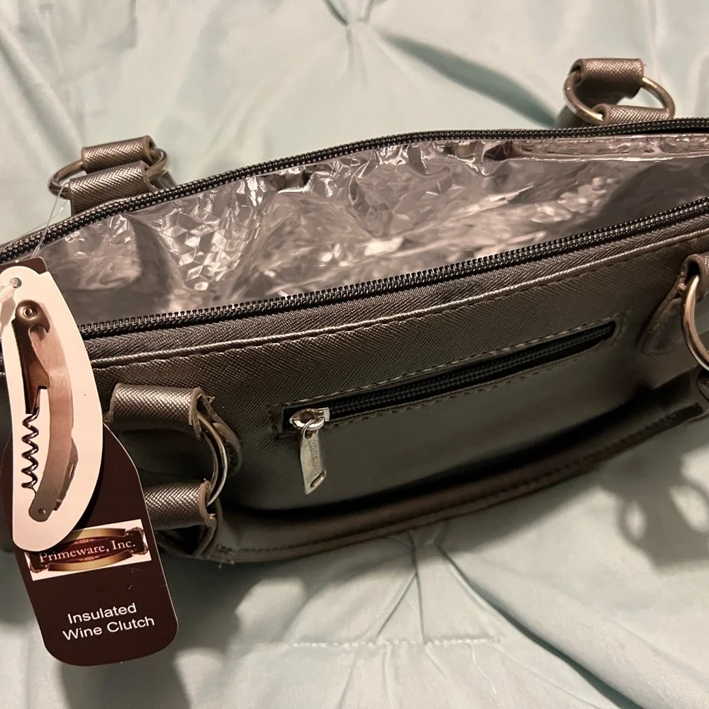 Insulated Wine Bag NWT with Wine Bottle opener included